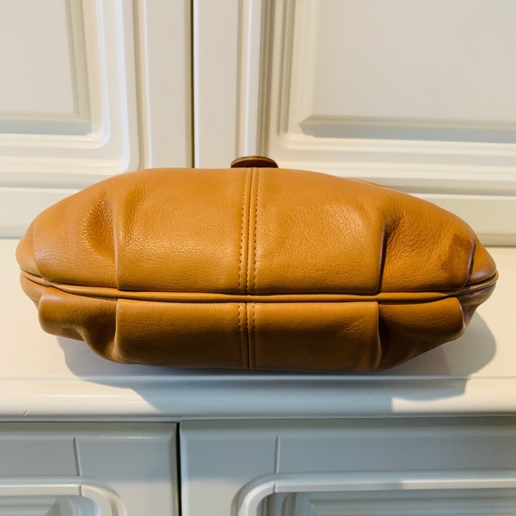 Vtg Coach Laurel Clam Shell Fram crossbody bag - Picture 4 of 8